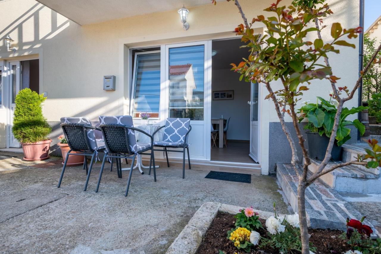 Apartmani Frane Неум Екстер'єр фото