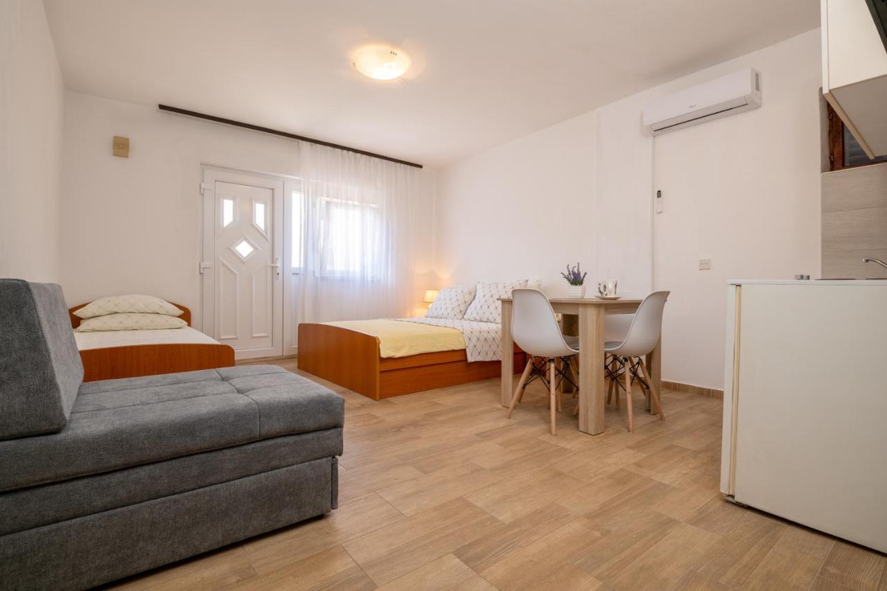 Apartmani Frane Неум Екстер'єр фото