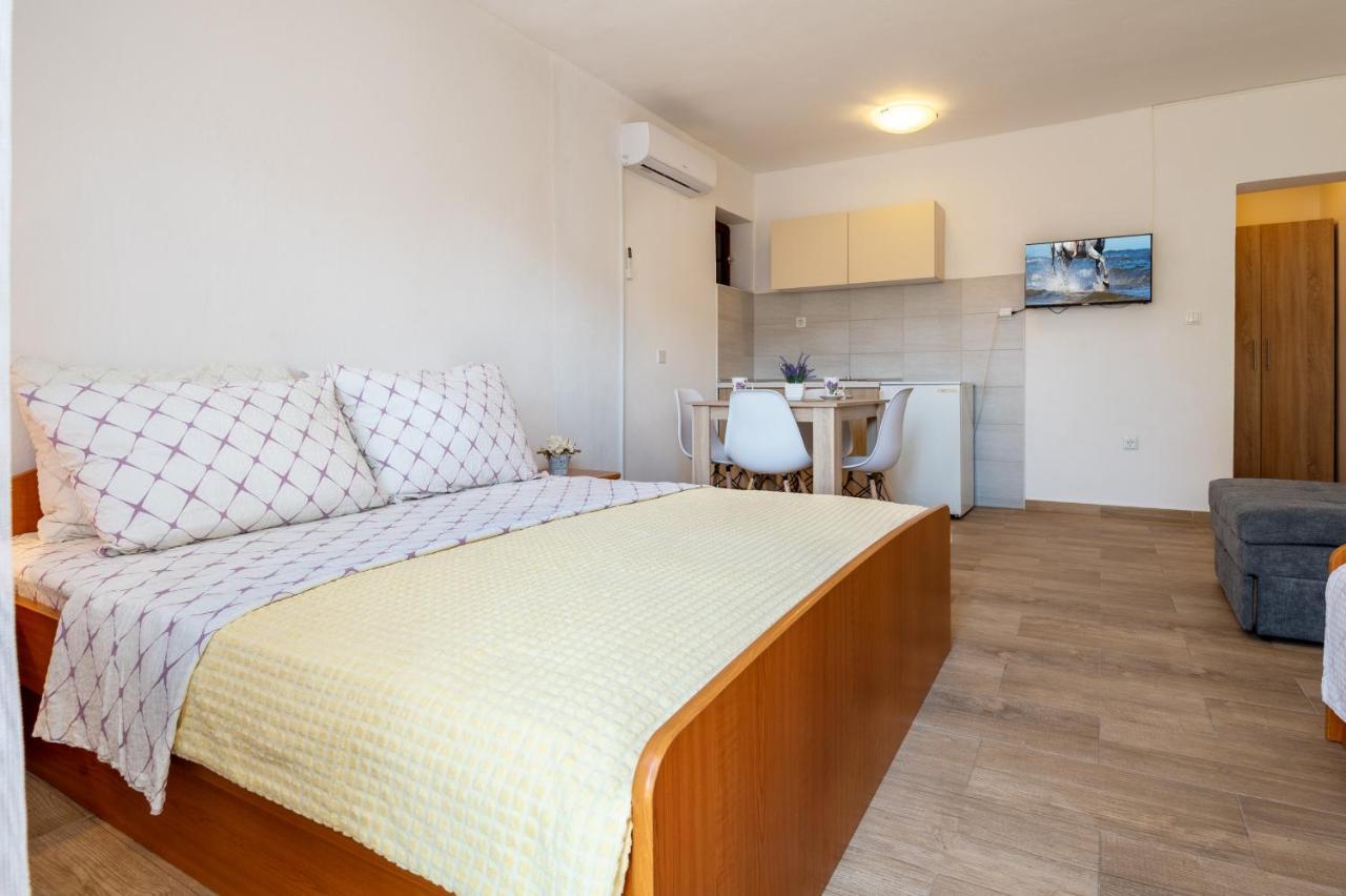 Apartmani Frane Неум Екстер'єр фото