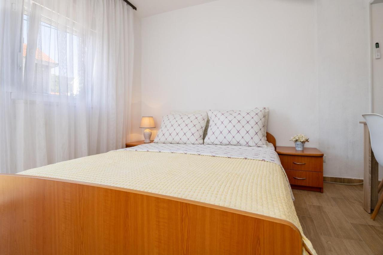 Apartmani Frane Неум Екстер'єр фото